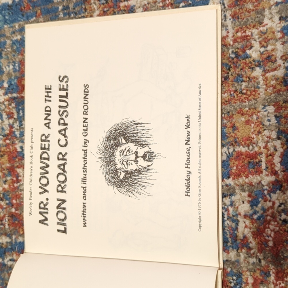 Glen Rounds Mr. Yowder and the Lion Roar Capsules Hardback Book - Picture 5 of 6